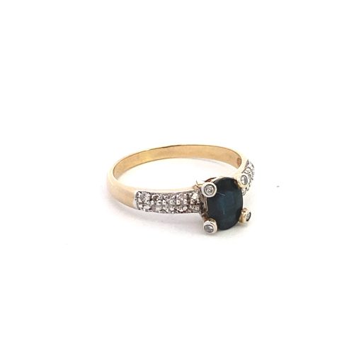 9ct Yellow Gold Oval Blue Sapphire and Diamond Ring - Image 4