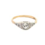 18ct Two Tone Antique Style Diamond Ring