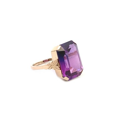 9ct Yellow Gold Antique Amethyst Cocktail Dress Ring - Image 5