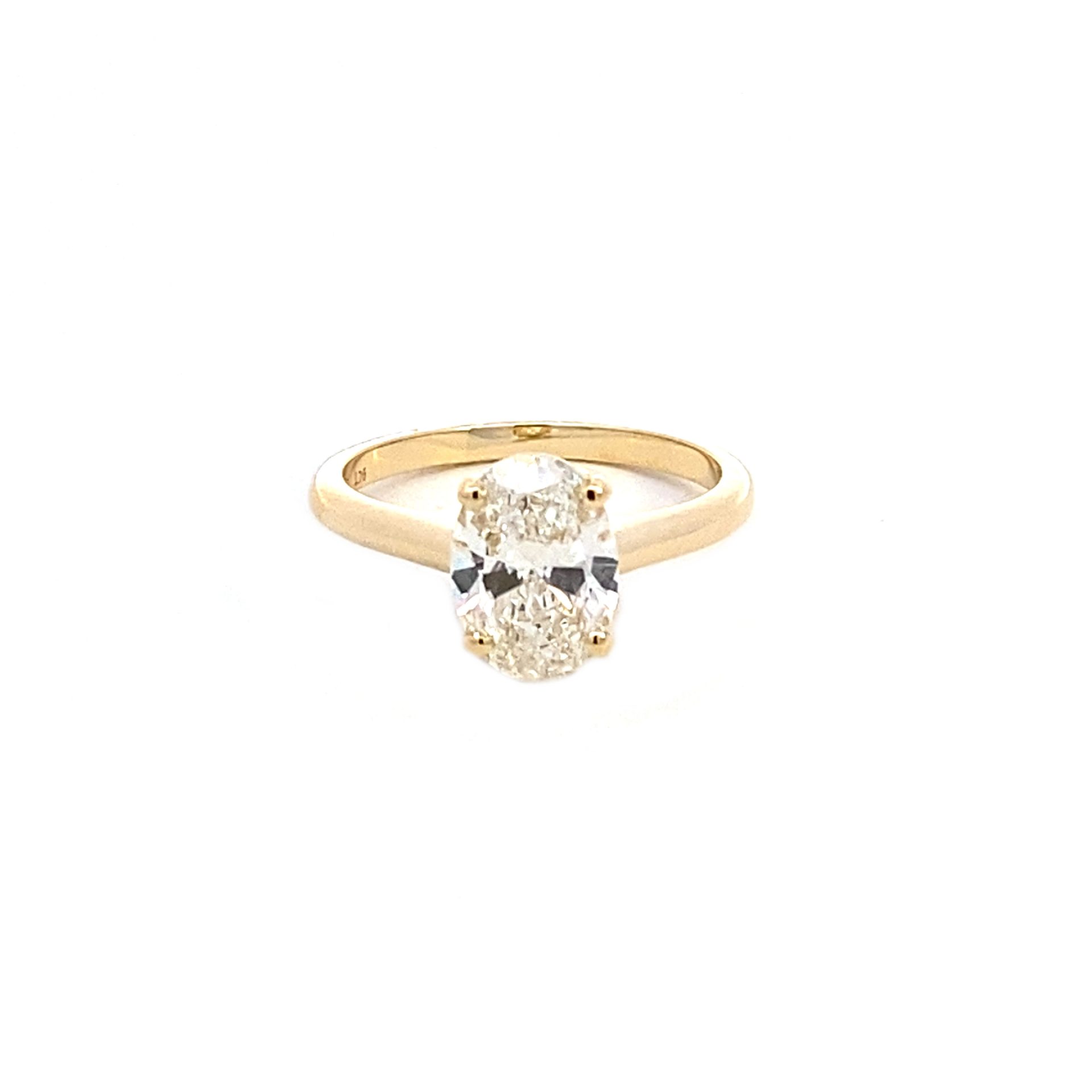 RI-4848_5 9ct Yellow Gold 2.00ct Oval Lab Grown Diamond Solitaire Ring - Image 1
