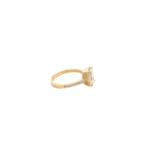 9ct Yellow Gold 2.00ct Lab Grown Emerald cut Diamond Ring - Image 5