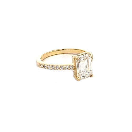 9ct Yellow Gold 2.00ct Lab Grown Emerald cut Diamond Ring - Image 2
