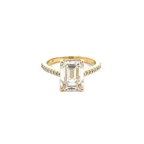 9ct Yellow Gold 4.00ct Emerald Cut Lab Grown Diamond Ring