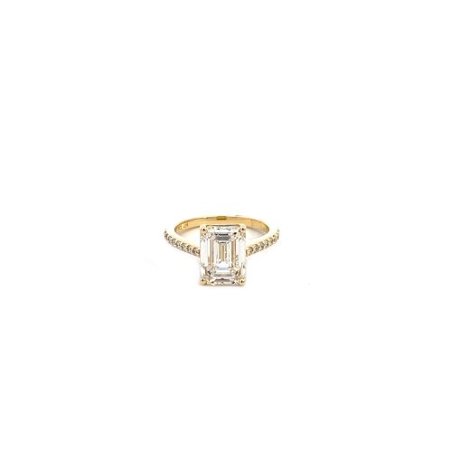 9ct Yellow Gold 4.00ct Emerald Cut Lab Grown Diamond Ring - Image 4